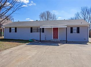 501 Hatfield Ln, Springdale, AR 72764