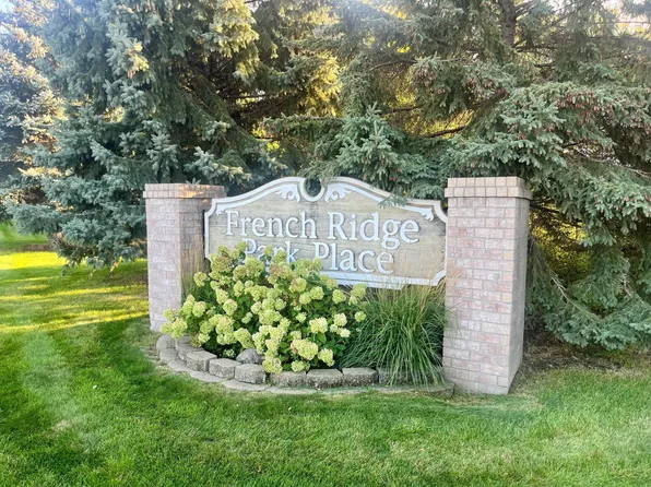 13030 39th Ave N, Plymouth, MN 55441