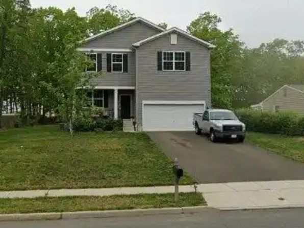 22 Nautilus Dr