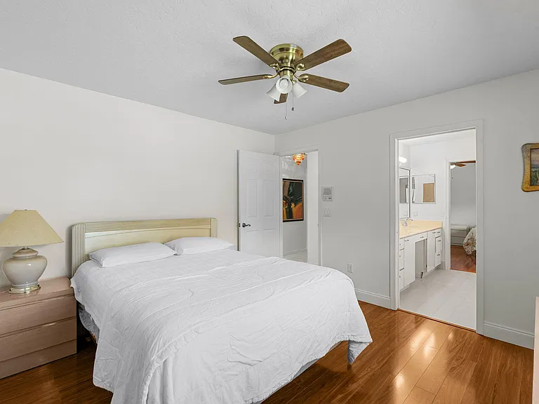 15495 Rolling Meadows Cir — Photo 36