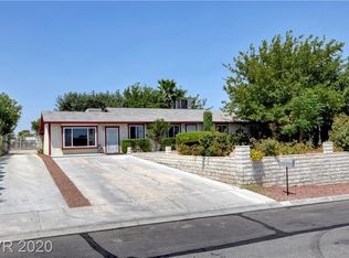 8053 Red Barn Dr, Las Vegas, NV 89123