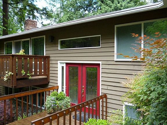 5th image of 821 Greenwood Blvd SW