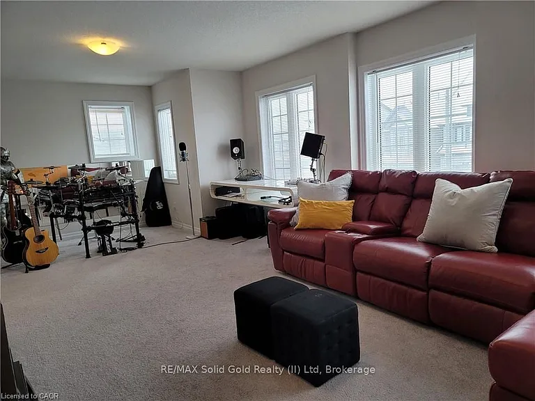 260 Buttonbush St — Photo 10