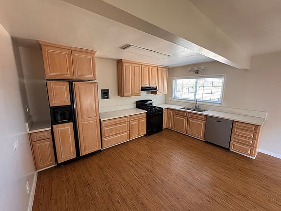 3rd image of 14339 Oka Ln