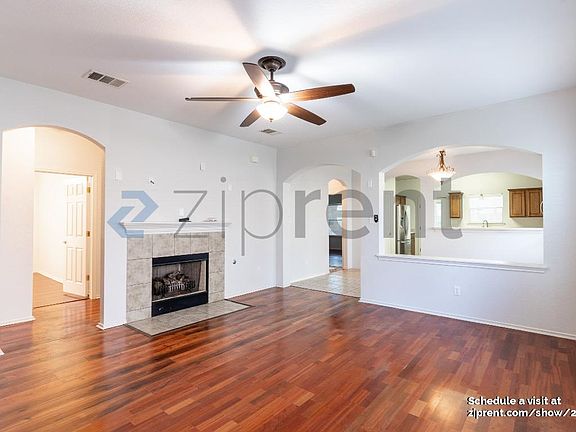 3rd image of 157 Ashwood N