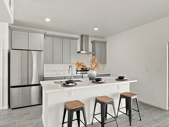 2nd image of 120 E Yavapai Rd