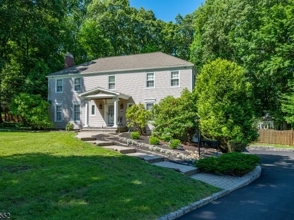 11 Laurel Ln, Hanover Twp., NJ 07950