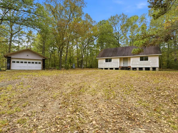 55 Dipping Vat Rd, New Waverly, TX 77358