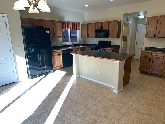 6628_finecrest_c_10182021