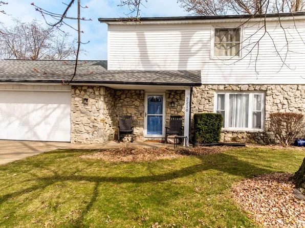 2210 W Christy Ln, Muncie, IN 47304