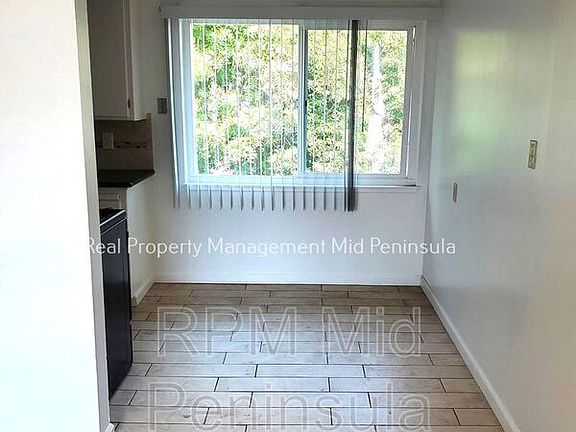4th image of 2030 Clarmar Way Unit 4