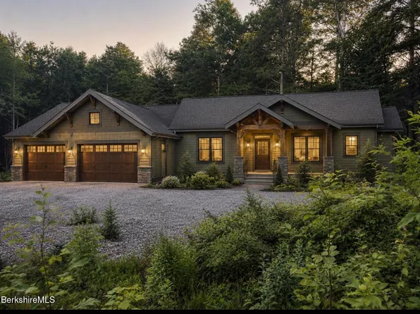 87 Stony Brook Lane Rd, Becket, MA 01223