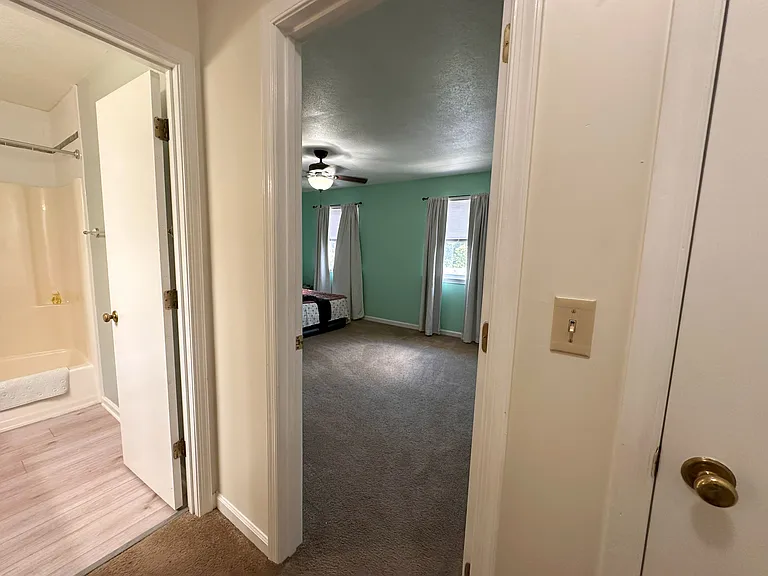 700 Rife Rd #8L — Photo 15