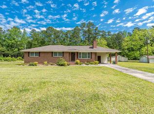 621 Hulls Island Rd, Loris, SC 29569