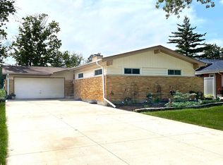 1006 S Grant Ave, Villa Park, IL