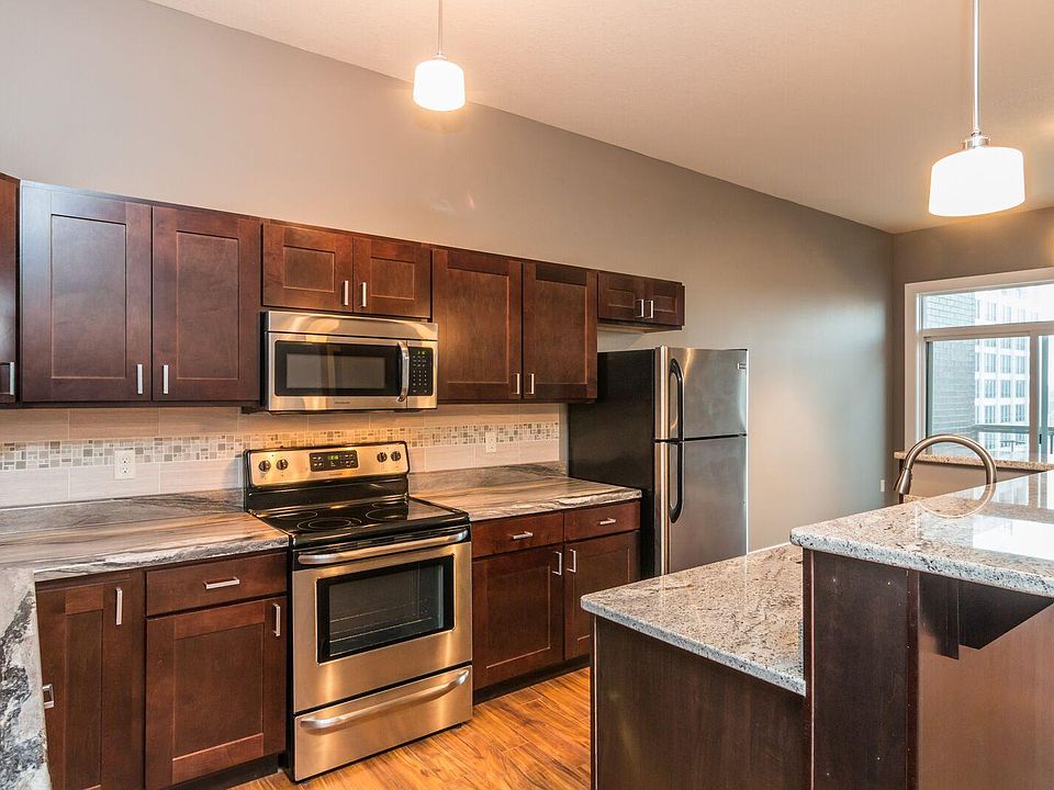 Dakota Lofts: 2 Bedroom Kitchen (Units 119, 219, 319, 419)