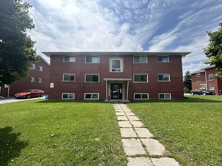 316 Saguenay Ave #6 — Photo 11