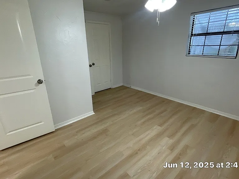 3404 Moulton St — Photo 18