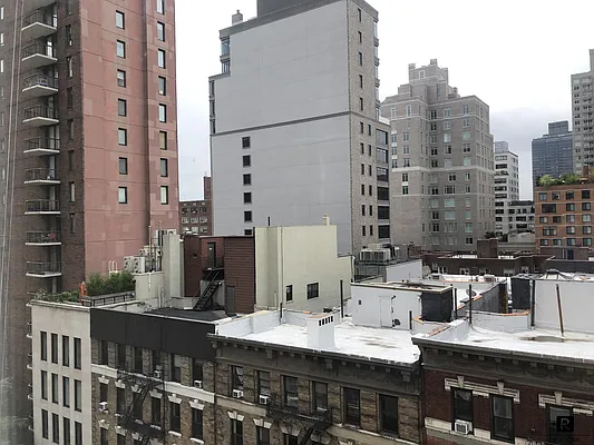 Rented by R New York | media 37