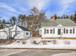 64 W Union St, Goffstown, NH 03045