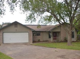 2704 Julie Cv, Taylor, TX 76574