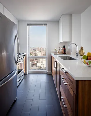 Rented by Optimar International Realty | media 4