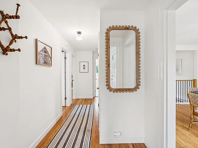 14 Hammond Rd — Photo 6