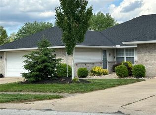 117 SW Cross Creek Dr, Grain Valley, MO 64029