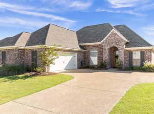 320 Emerald Way, Brandon, MS 39047