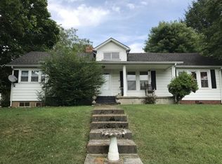 708 Old Stage Rd, Church Hill, TN 37642