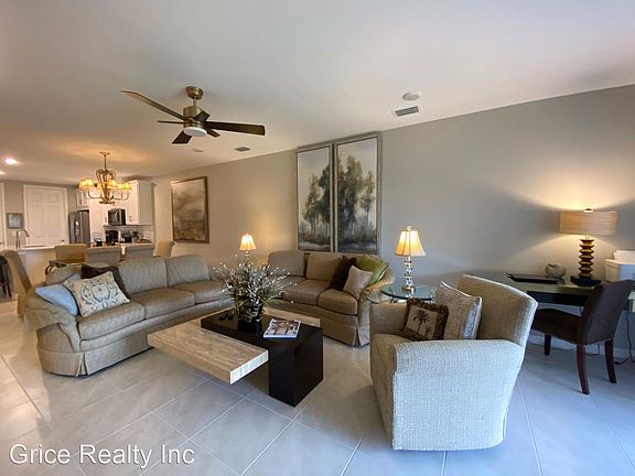 5th image of 14639 Edgewater Cir #1