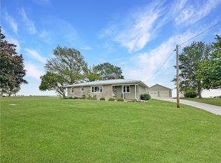 5158 E County Road 1100n, Mattoon, IL 61938