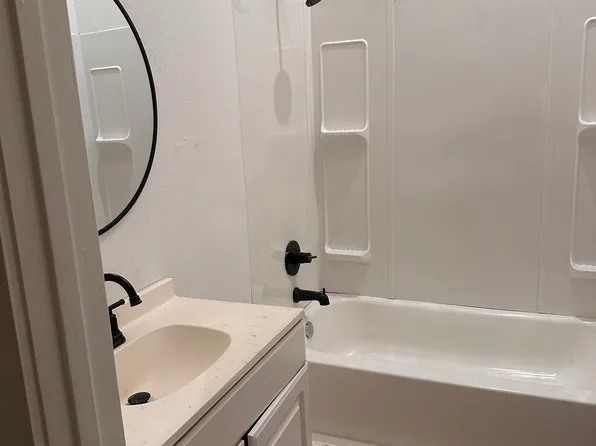 2637 N Rocheblave St, New Orleans, LA 70117