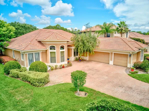 26237 Avenida Las Colinas, Howey In The Hills, FL 34737