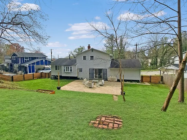 1904 Taylor Ave — Photo 48