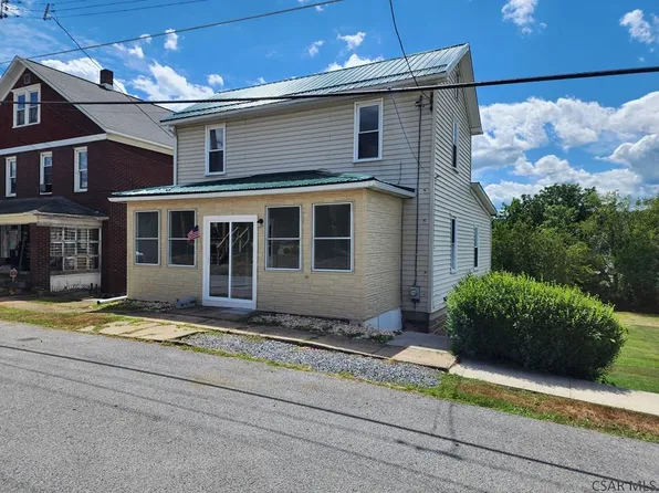2222 Jackson Ave, Windber, PA 15963