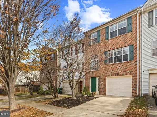 4811 Snowflower Blvd, Oxon Hill, MD 20745