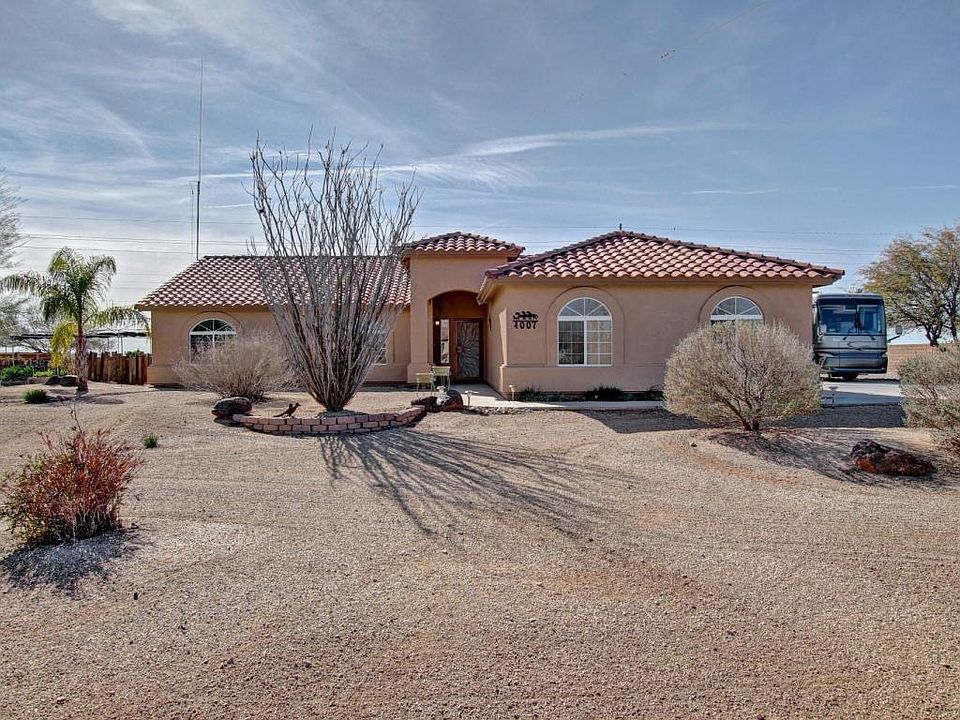 1st image of 4007 E Ascot Dr