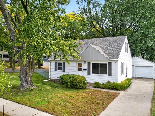 1438 15th Ave NW, Rochester, MN 55901