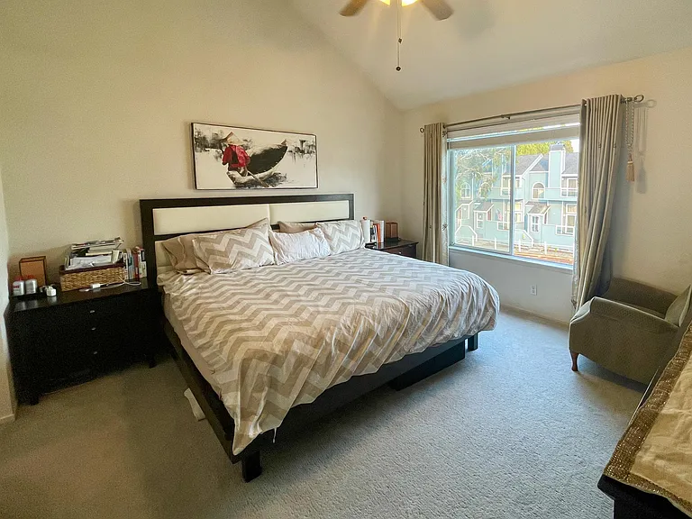840 Portwalk Pl — Photo 3