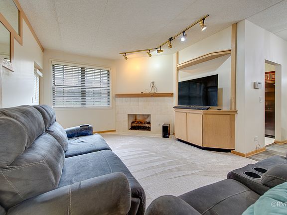 5th image of 223 Glen Ridge Ln #1B