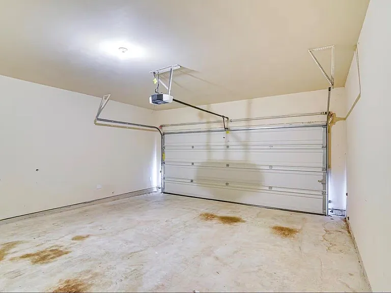 15015 Winter Valley Ct — Photo 31