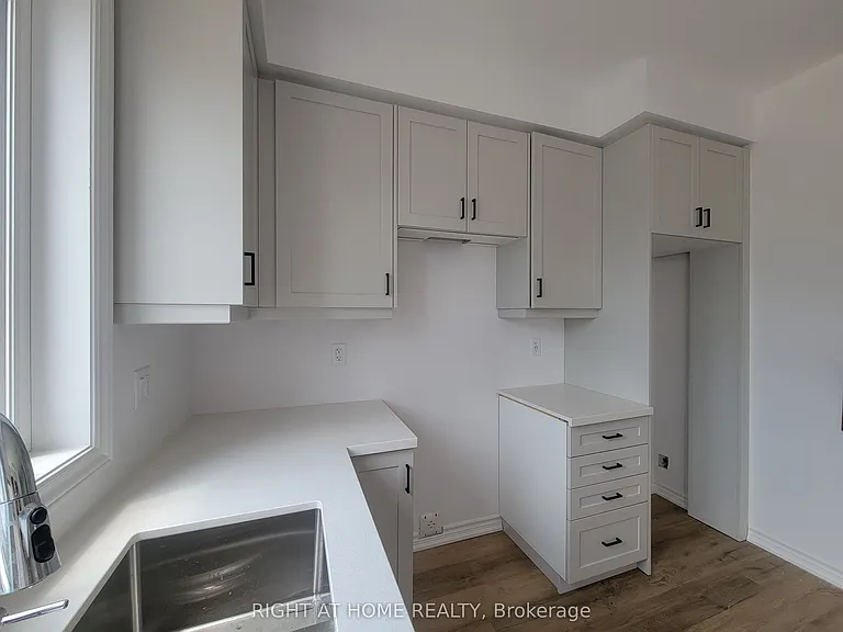 461 Blackburn Dr #66 — Photo 12