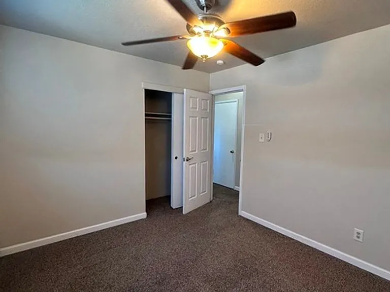 2544 Union St — Photo 59