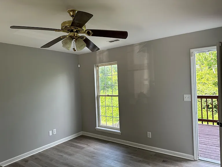 2056 Tynewood Dr — Photo 5