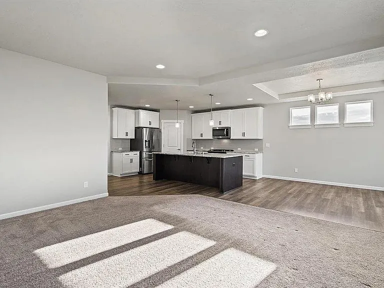 1229 S Greenacres Ct — Photo 18