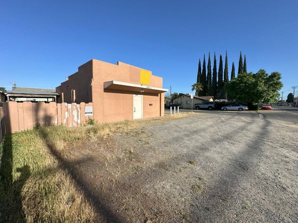 1236 Vito Ave, Modesto, CA 95351
