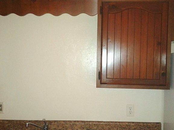5th image of 6115 NW 23rd Ter