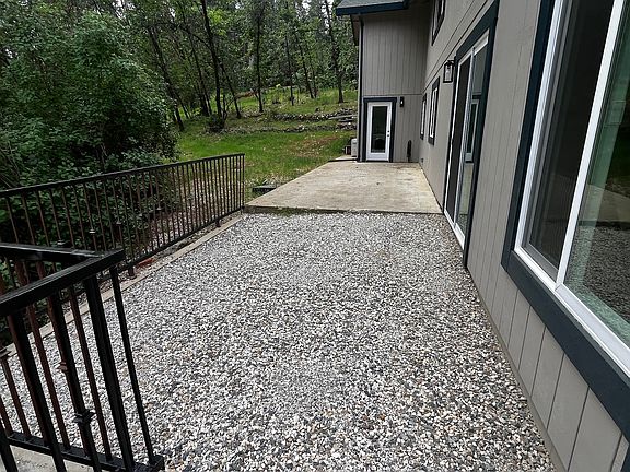 Downstairs unit - backyard patio area