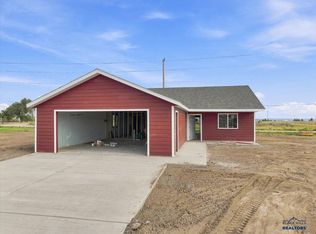 10894 Eagle Ct, Belle Fourche, SD 57717